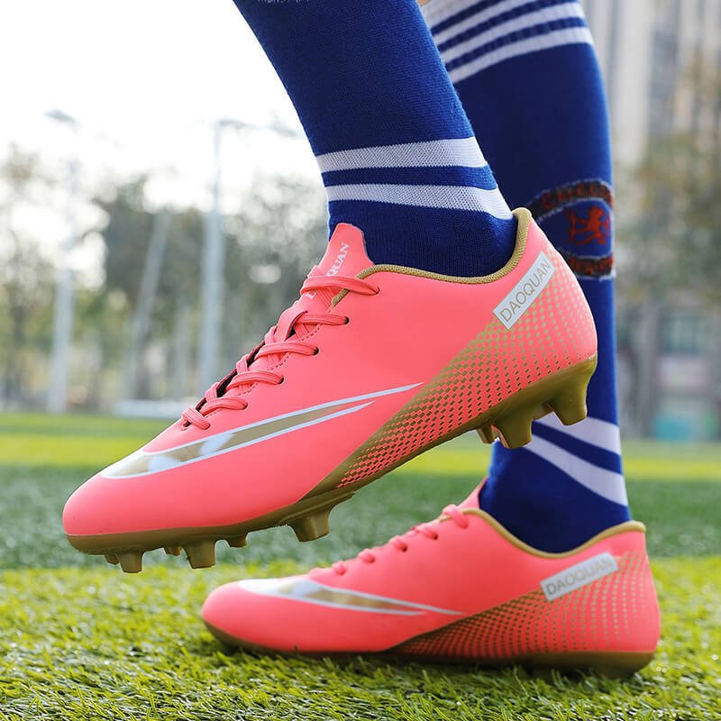 OEM Professional Men's High Heel Soccer Boots Microfiber Leather AG TF Football Sneakers for Outdoor Football and Teenagers