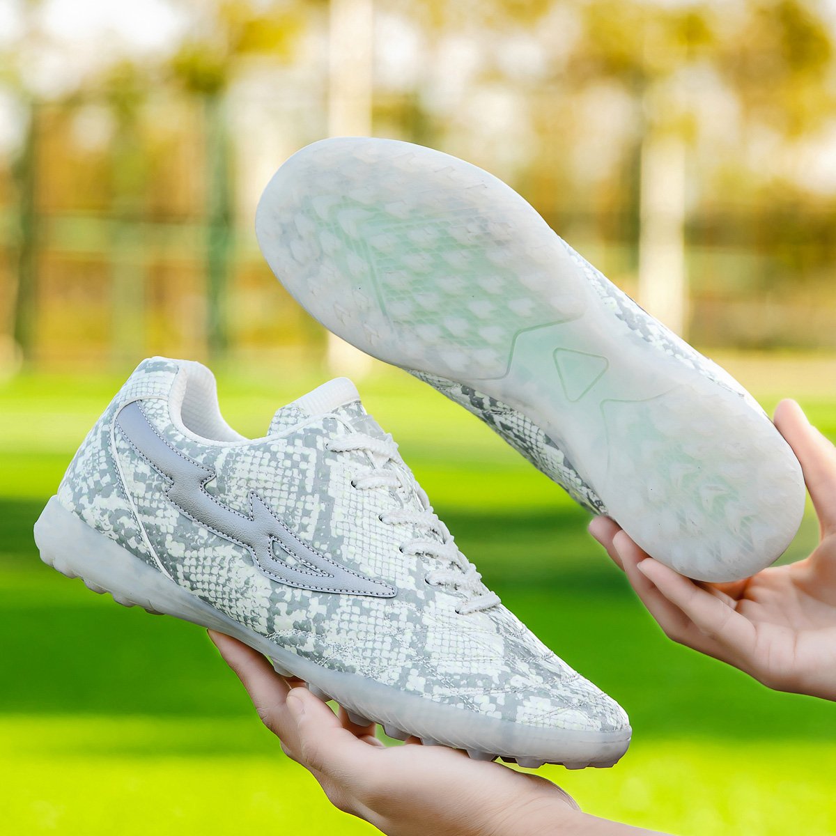 Men's High Quality Fashion Custom Football Boots with Low Ankle Design Original Brand for Winter Soccer Use