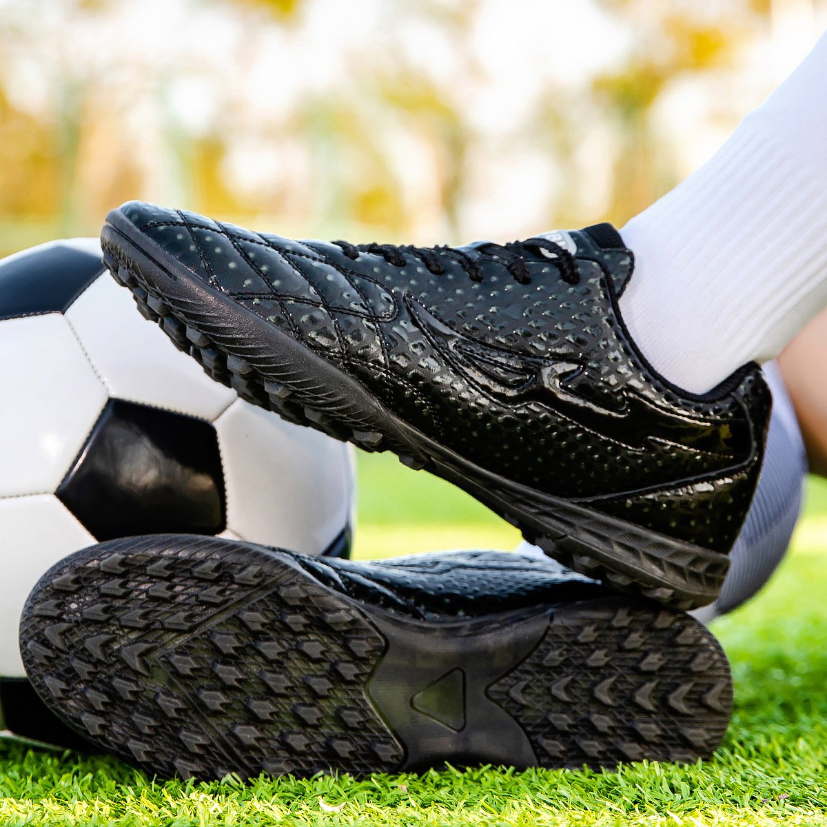 Men's High Quality Fashion Custom Football Boots with Low Ankle Design Original Brand for Winter Soccer Use