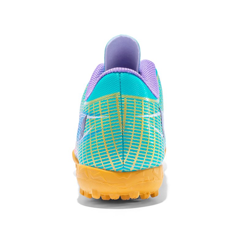 New Green Field Competition Training Non-slip Futsal Boots New Soft Ground Football Boots Soccer Shoes
