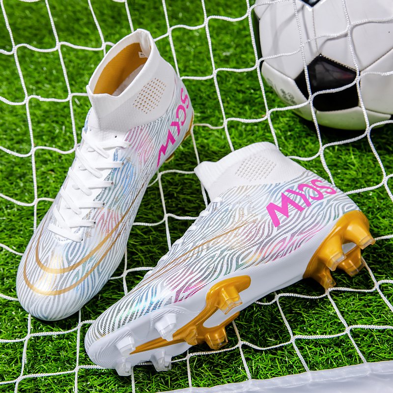 2024 new style Football Boots Soccer Shoes Men High Quality Boots Sneaker Outdoor Soft Comfortable Soccer Shoes