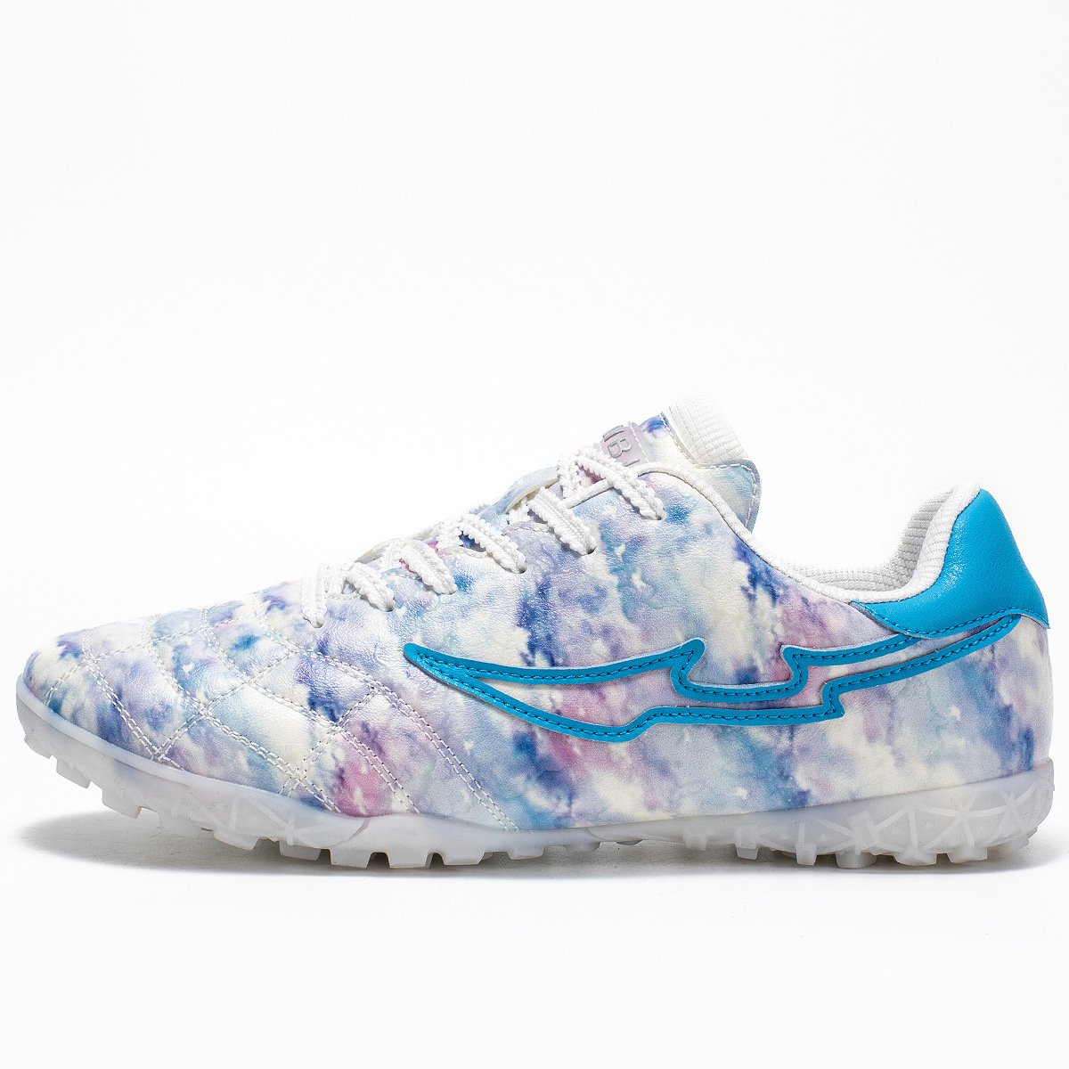 2024 new low-top crushed nails Korean fashion football shoes