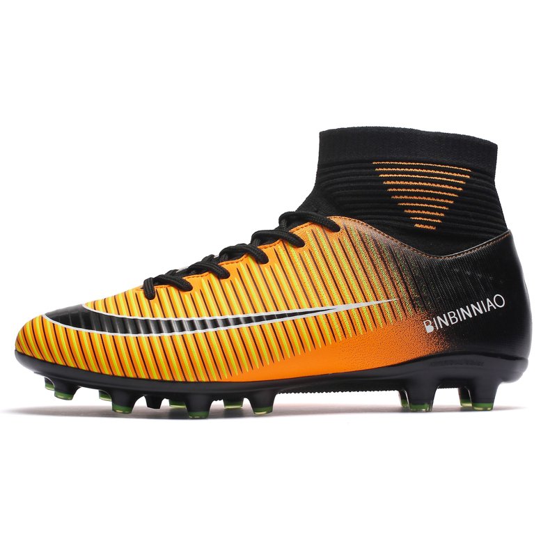 Classic comfortable football shoes New high top men's and women's football shoes anti-slip wear-resistant football shoes