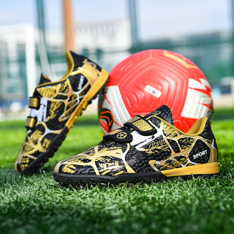 Men's Ultralight Soccer Shoes Non-Slip Flying Woven Football Boots with Retro round Toe Unisex Breathable Adult Cleats Futsal