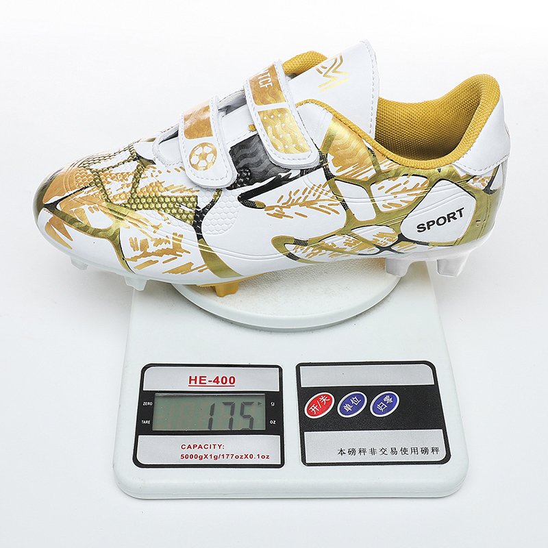 Men's Ultralight Soccer Shoes Non-Slip Flying Woven Football Boots with Retro round Toe Unisex Breathable Adult Cleats Futsal