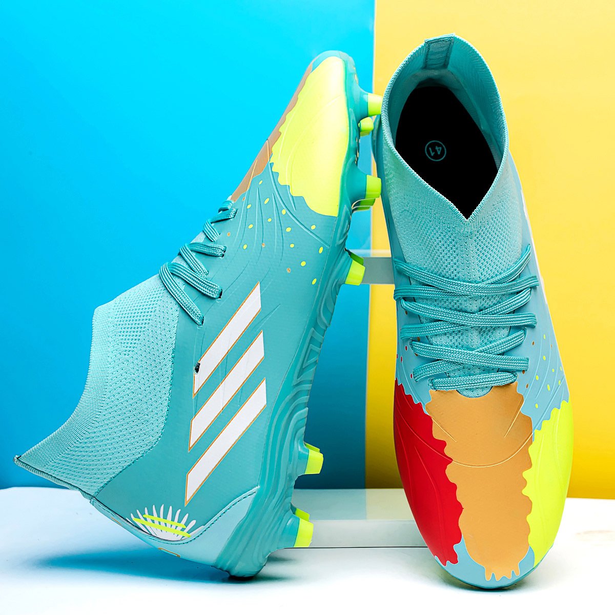 High-Top Customized Men's Football Boots Turf FG Anti-Skid Soccer Shoes for Summer Spring Autumn Winter