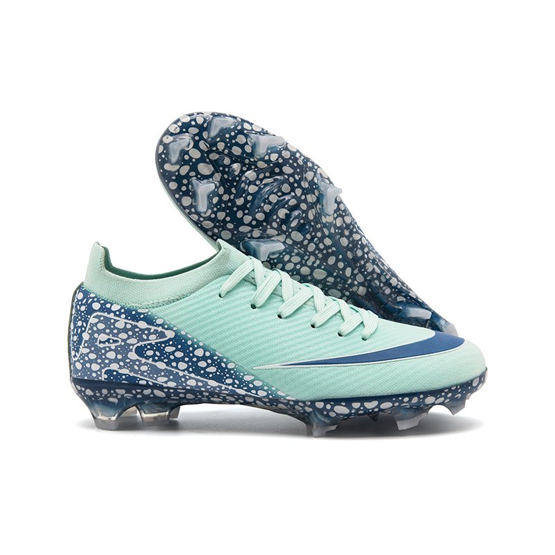 rubber outsole soccer shoessociety soccer shoesFactory direct sales professional male football boots football boots boys