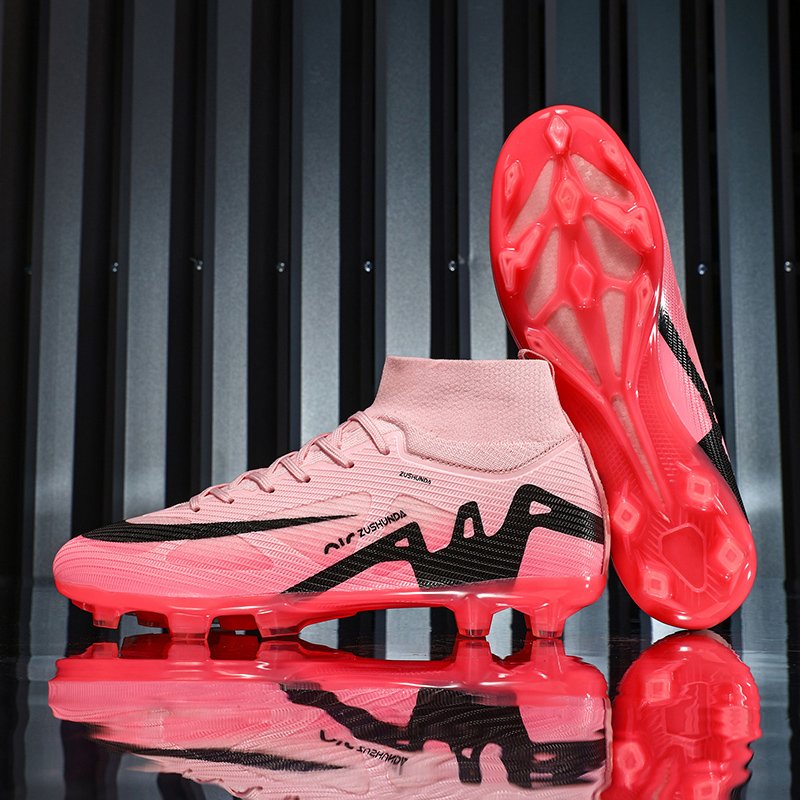 The New Style Lightweight High Quality Sports Fashion Sneakers Tailored for Men's Professional Soccer Shoes