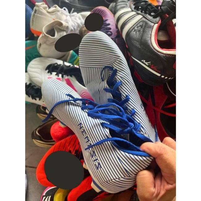 Original Branded Sport Shoes Soccer Shoes Bale Wholesale Premium Quality Training Shoes Express Delivery Worldwide