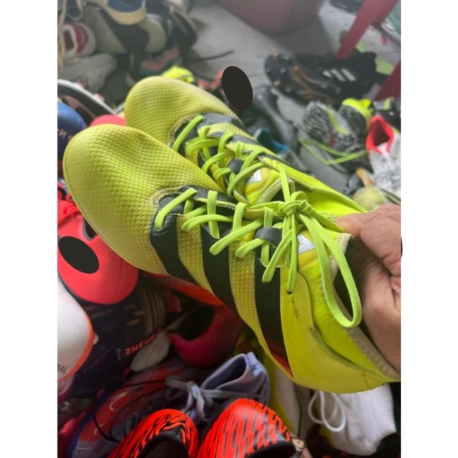 Original Branded Sport Shoes Soccer Shoes Bale Wholesale Premium Quality Training Shoes Express Delivery Worldwide