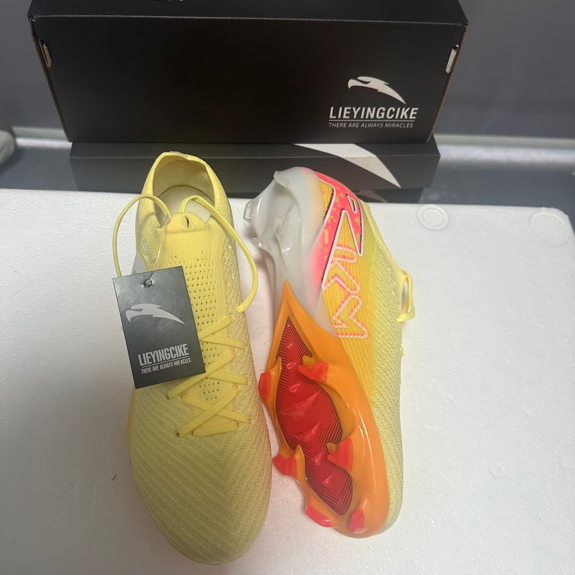 New Style Soccer Shoes For Sale Cheap Price Football Shoes most popular Soccer Boot professional training outdoor sport boots