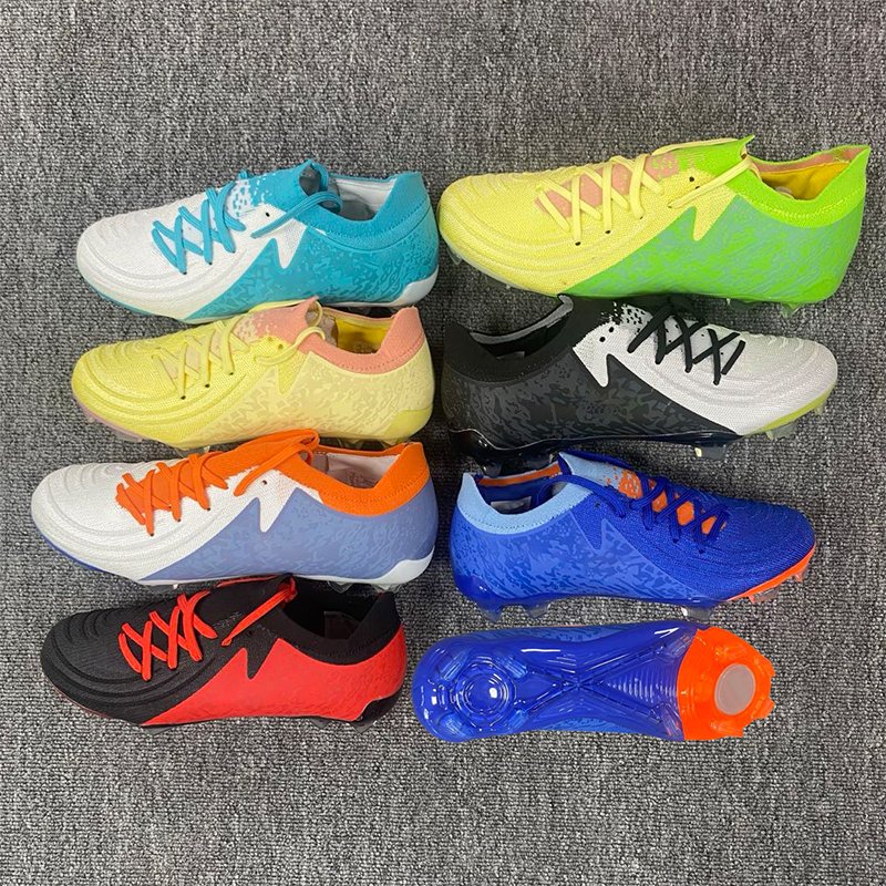 Factory High Quality Fashional Men Professional Athletic Trainers Sneakers Kids Football Shoes Soccer Boots