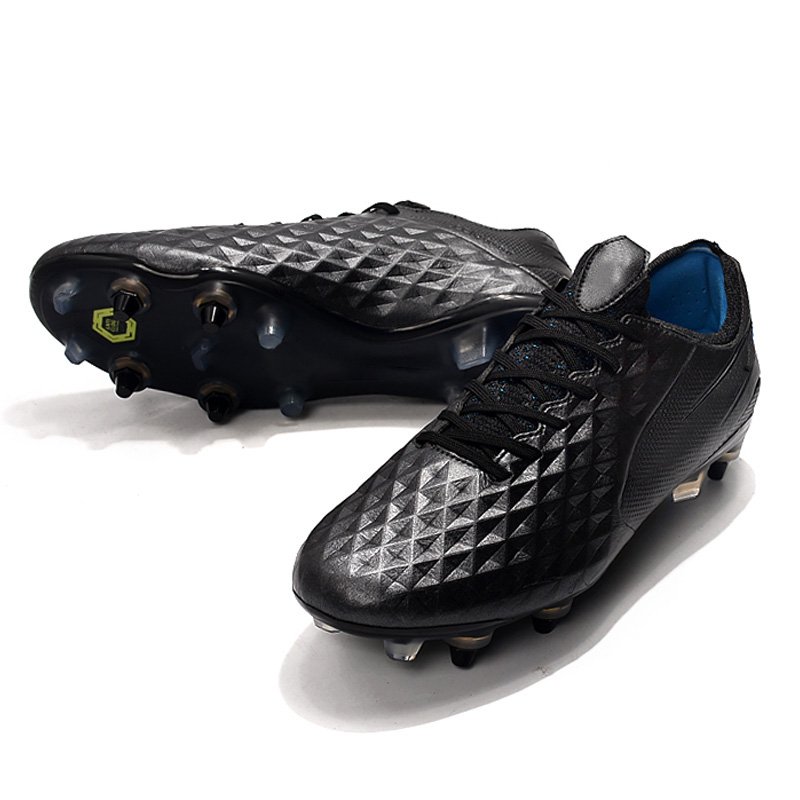 Factory Customize Brand Men Football Boots Original SG Spikes Ankle Low Top Soccer Cleats Boots