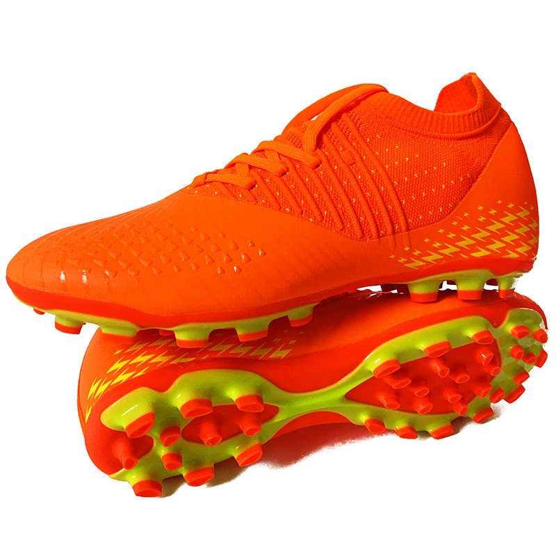 New Fashionable Football Shoes High Quality Football boot for men