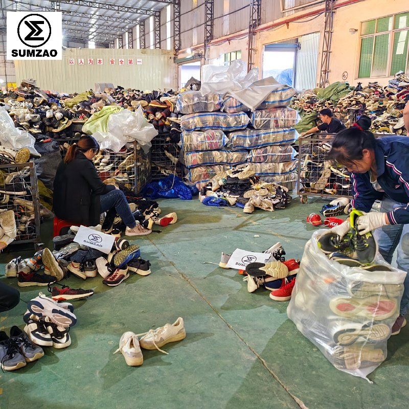 A grade soccer used second hand football shoes used shoes branded bulk used shoes