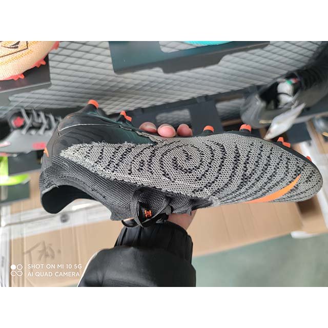 New Arrival Popular Design Fashion Messi Neymar Supply Classical Sport Turf Match Football Athletic Man Women Soccer Cleat Shoes
