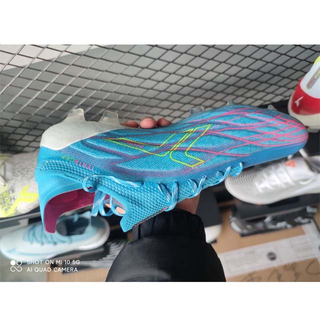 New Arrival Popular Design Fashion Messi Neymar Supply Classical Sport Turf Match Football Athletic Man Women Soccer Cleat Shoes