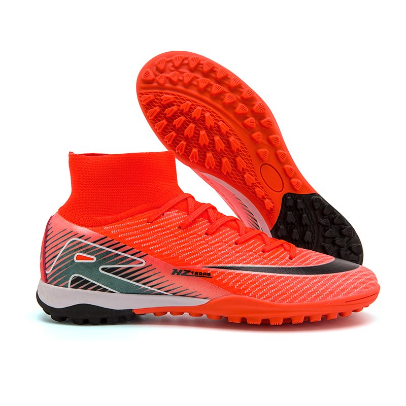 2024 Factory Custom High-Top Men's Soccer Training Boots Indoor Rubber Insole Futsal Shoes Boys Football Winter Spring Autumn