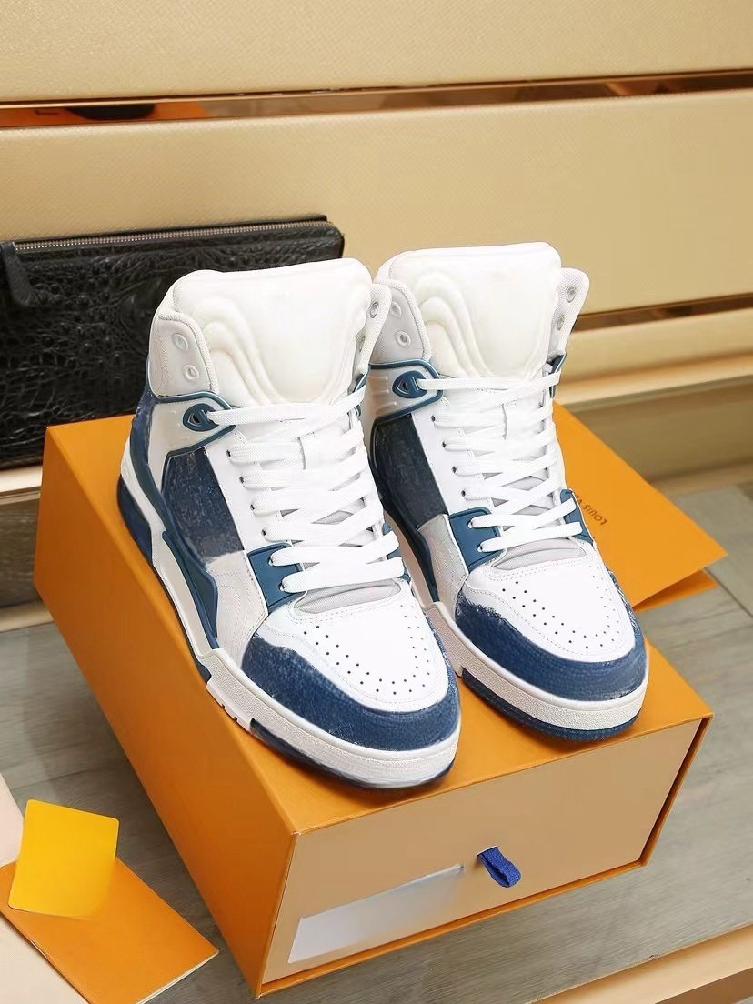 Top quality luxury brand fashion design casual sneakers for men and women Sports skateboard shoes lace-up walking shoes