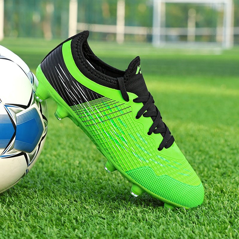 Wholesale children high-quality football shoes indoor outdoor field training men women soccer boots