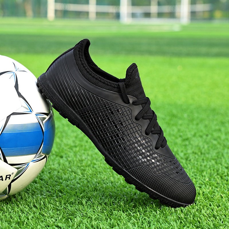 Wholesale children high-quality football shoes indoor outdoor field training men women soccer boots