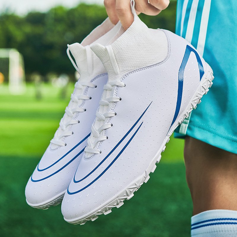 New style soccer training shoes football high top breathe colorful used sports soccer football shoes for men
