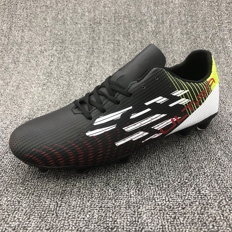 Mens Low Ankle Football Boots New Soccer Shoes Comfortable Spikes Cleats Outdoor Soccer Boots