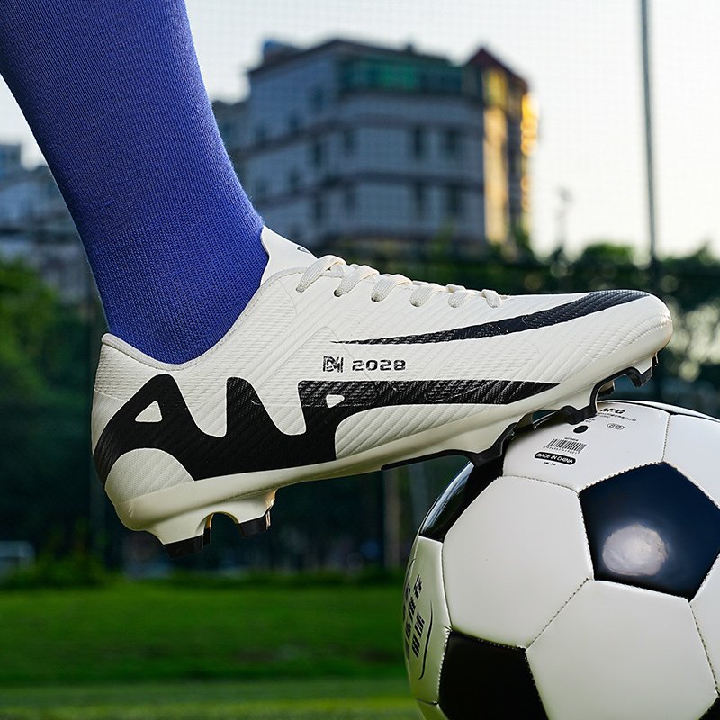 Greatshoes Original Soccer Boots White China Futsal Shoe,High Quality Football Shoes Boots Of Spikes