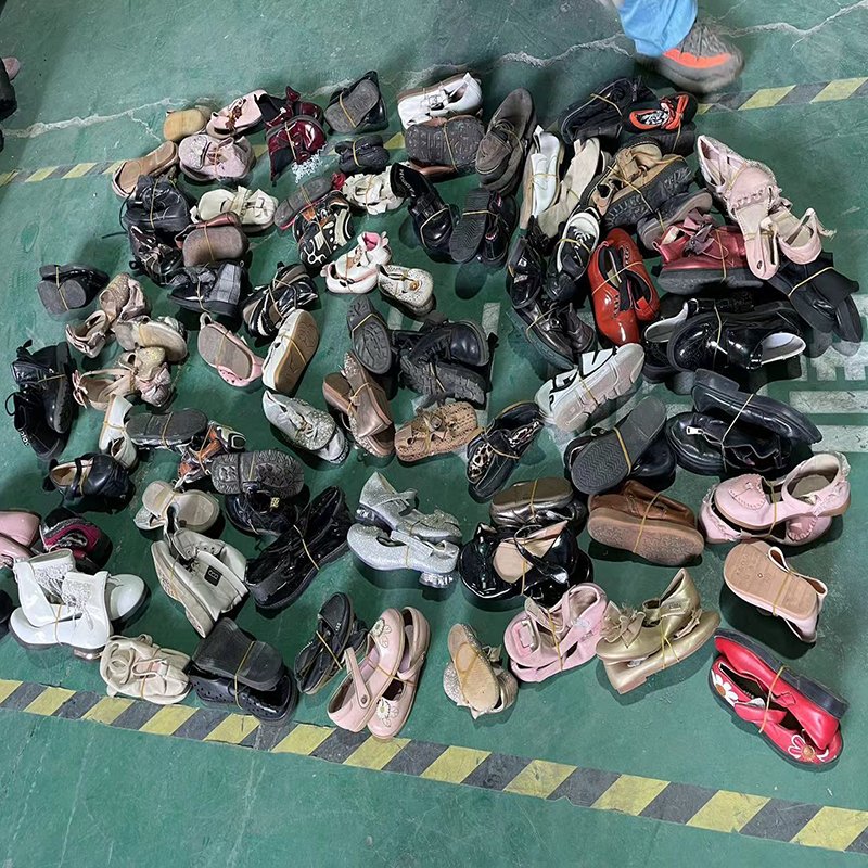 shoes second hand branded used used soccer boots football men shoes bale original second hand branded