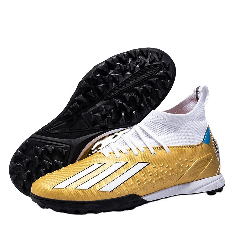 Hot Selling Men's Knitted Waterproof Boots Best Trending Sport Soccer Shoes with Custom Fashion Design sports shoes