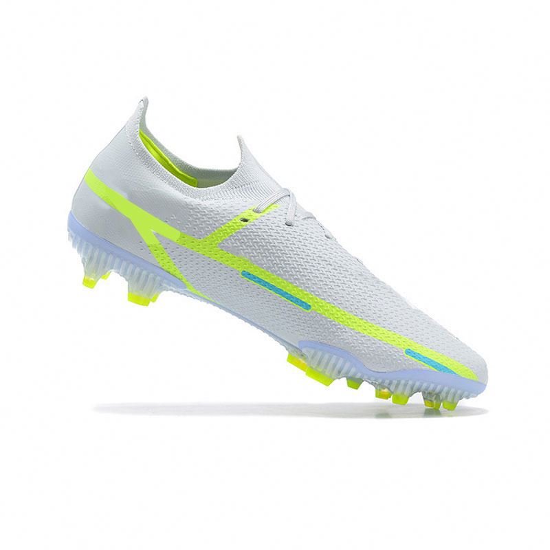 High Quality Customized Men's Soccer & Football Training Boots Professional Indoor & Outdoor Running Shoes Summer Autumn Seasons