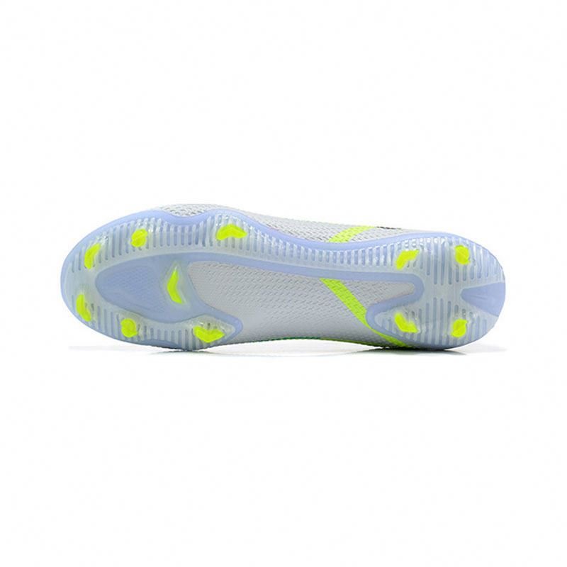 High Quality Customized Men's Soccer & Football Training Boots Professional Indoor & Outdoor Running Shoes Summer Autumn Seasons