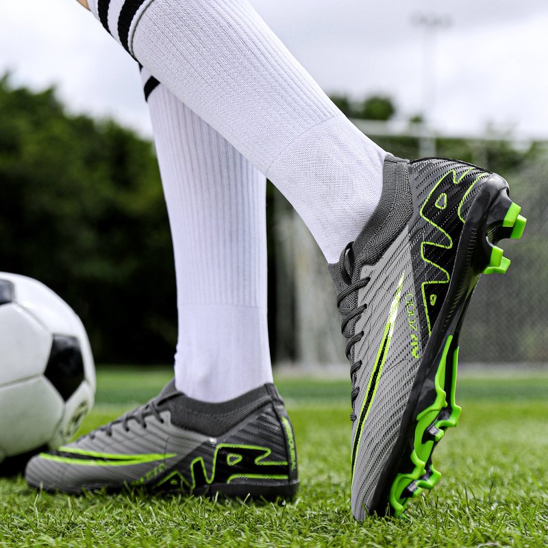High Quality Custom Logo Football Boots Wear-Resistant TF Soccer Cleats for Boys Wholesale Price for Summer Autumn Outdoors