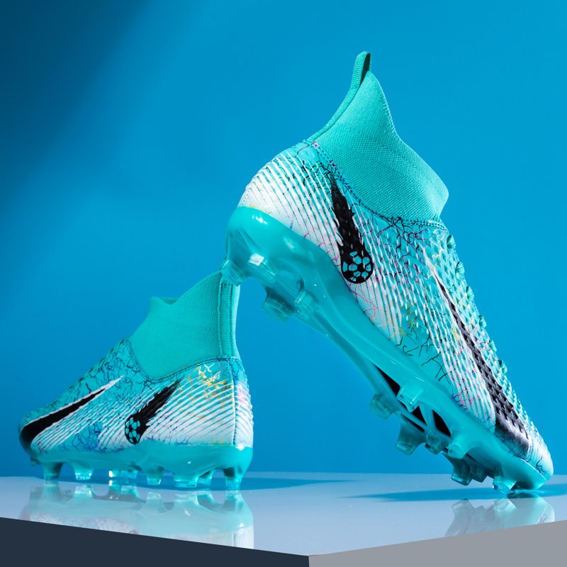 Men's Ultralight Soccer Shoes Non-Slip Flying Woven Football Boots with Retro round Toe Unisex Breathable Adult Cleats Futsal