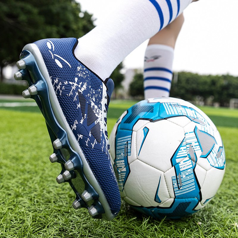 Professional Football Shoes Men Kids Turf Indoor Soccer Shoes Cleats Futsal Football Boots Sneakers Men Chaussure De Foot