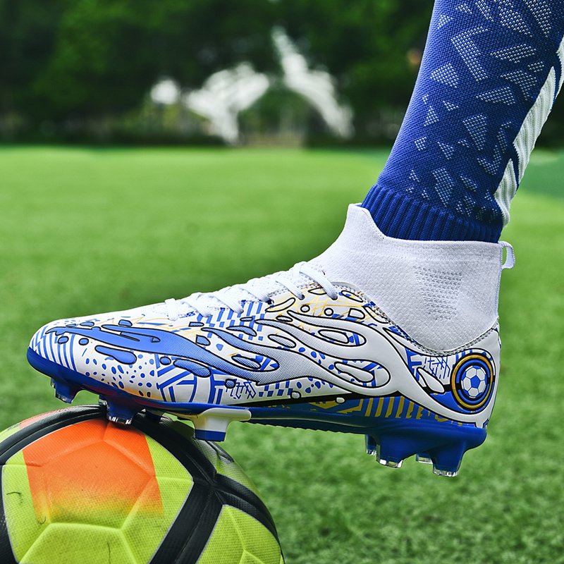 New Arrival Breathable Youth Training Soccer Shoes Outdoor Sports Long Nail Football Shoes For Unisex