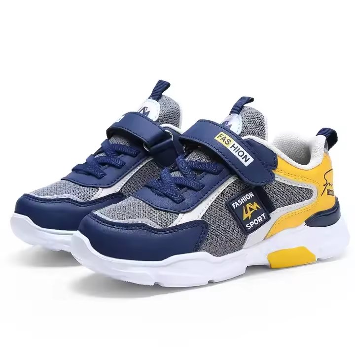 2024 Spring New Fashion White Casual Sneakers for Kids Boys Soccer Skateboard Shoes for Summer New Collection