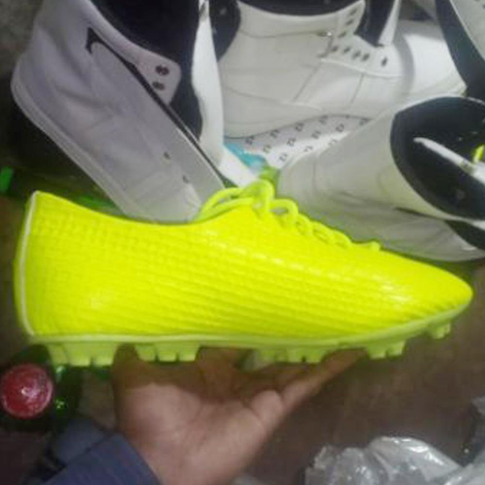 Wholesale Top Quality training sports soccer shoes sport football boys Kids football soccer shoes