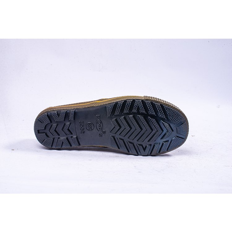 Comfortable Camouflage Cleats Football Boots 2022 Breathable Men Shoes With Popular Design