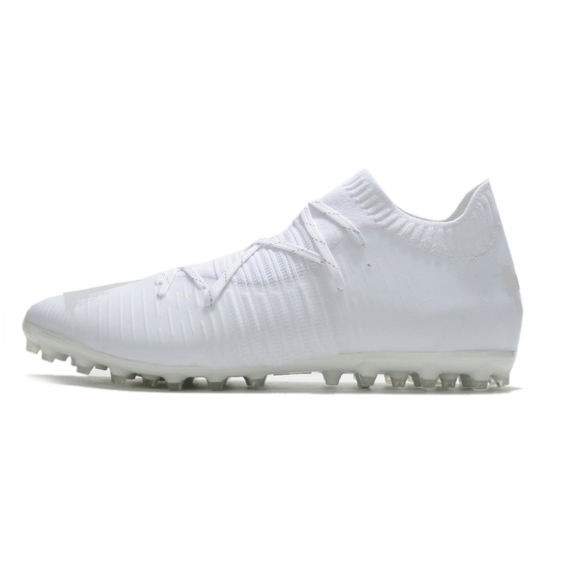 New Trend Men Football Shoes Patent Design Good Soccer Shoes Most Fashionable Football Soccer Boots