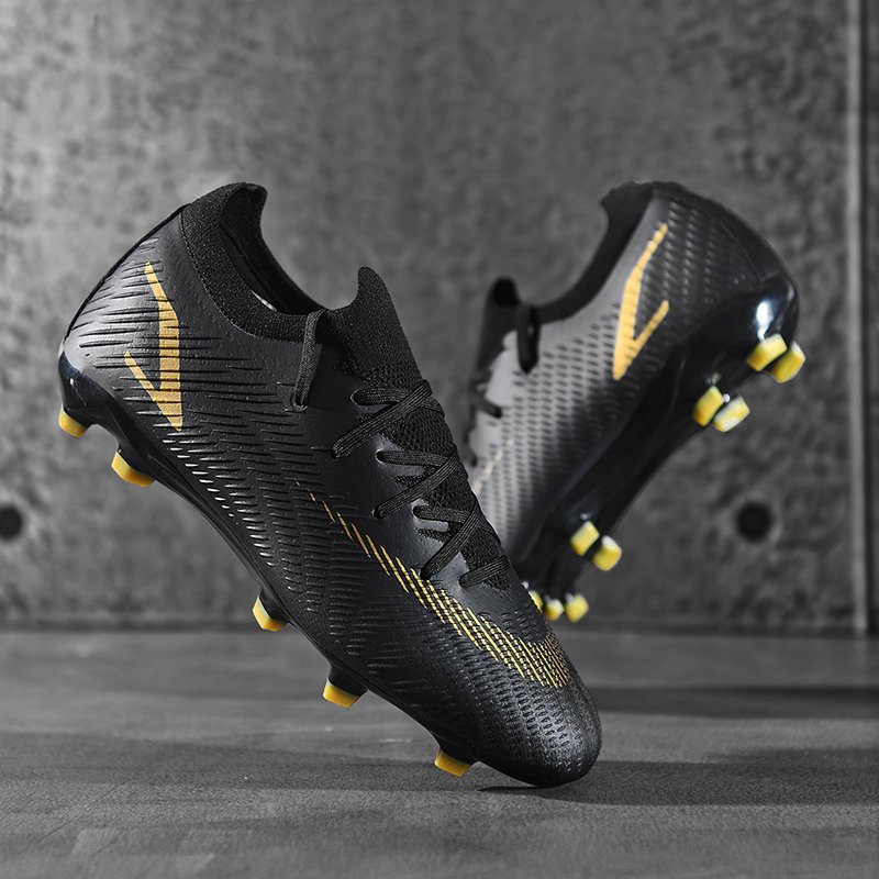 Exclusive Wholesale Hot Sellers 2024 Collection High-End Men's Sports Fashion Sneakers for Soccer