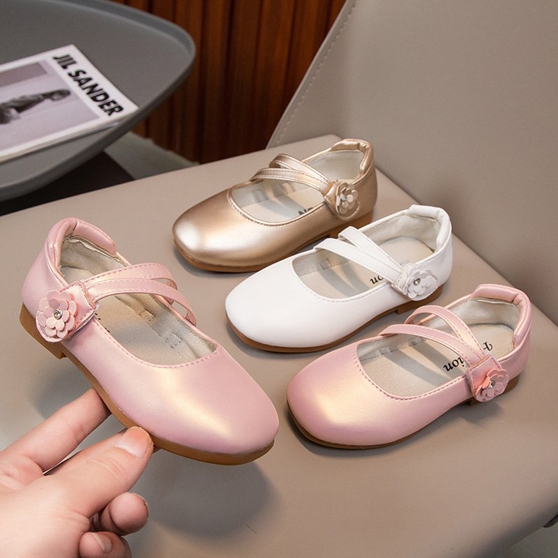 Girls' leather shoes 2024 new white princess dance performance, spring and summer big children, baby students
