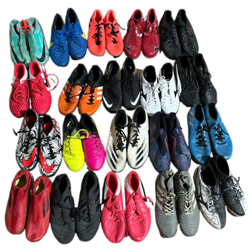 Hot Sale Men Women's Soccer Shoes Wholesale Second-Hand Original in Uk Unisex Anti-Slip round Design for Summer Autumn football
