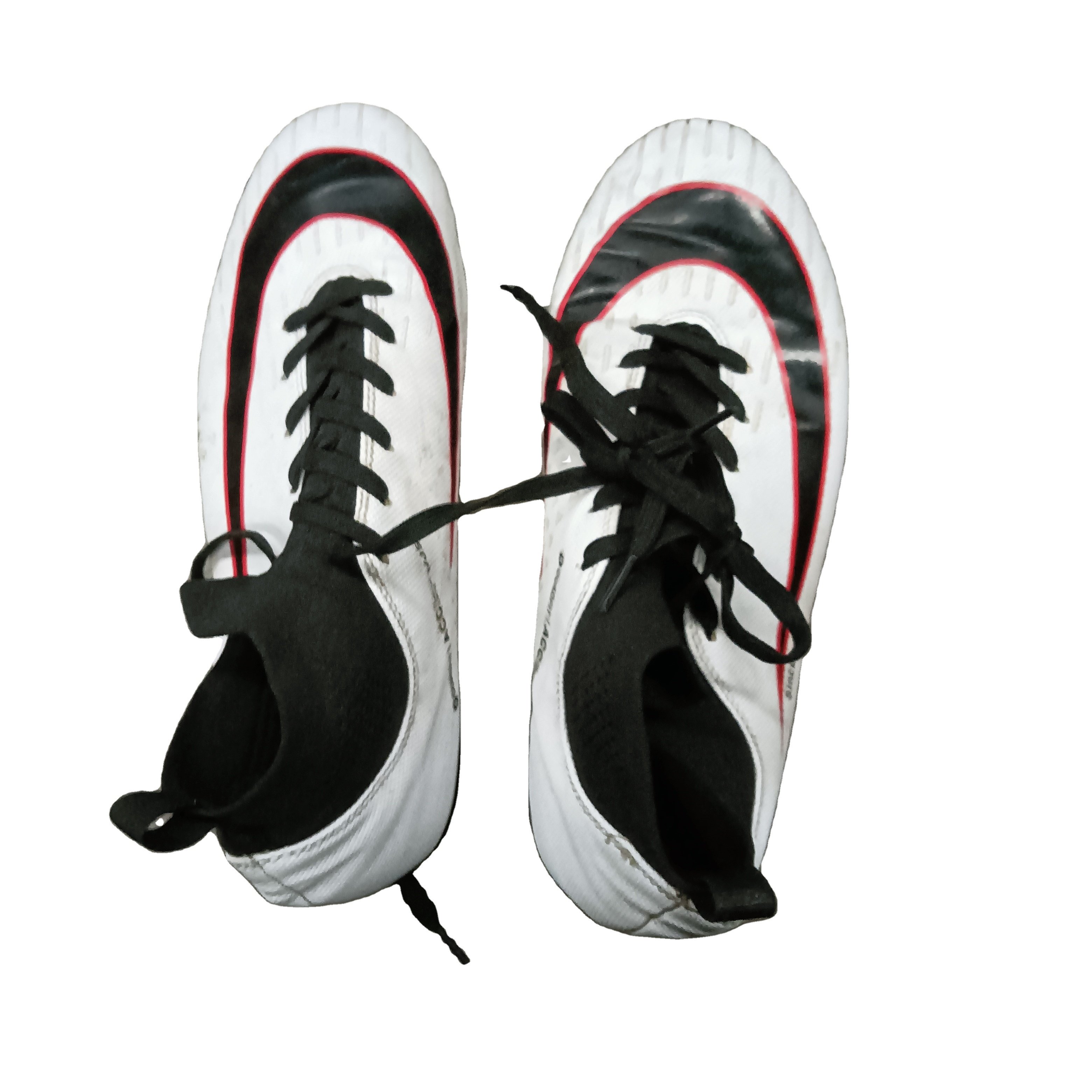 uaky supplier branded soccer shoes used for men preloved football shoes in China