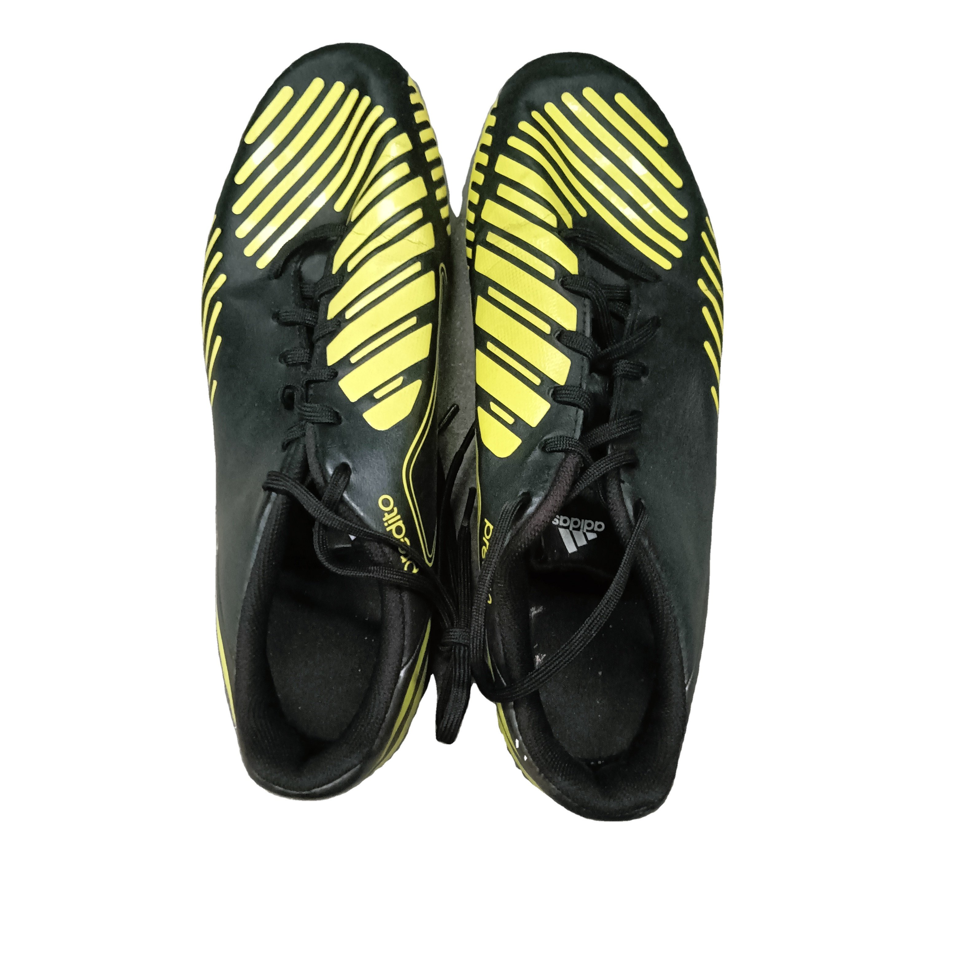 uaky supplier branded soccer shoes used for men preloved football shoes in China