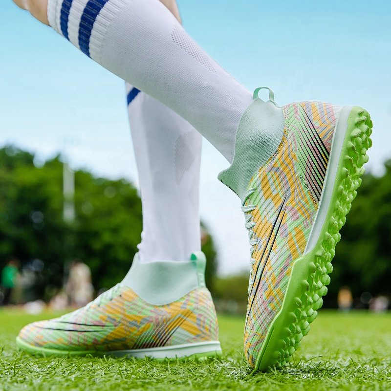 Kids Soccer Shoes Men's Boys Football Sports Shoes Broken Spikes Artificial Turf Fashion Grip Socks Sneakers Hot Selling.