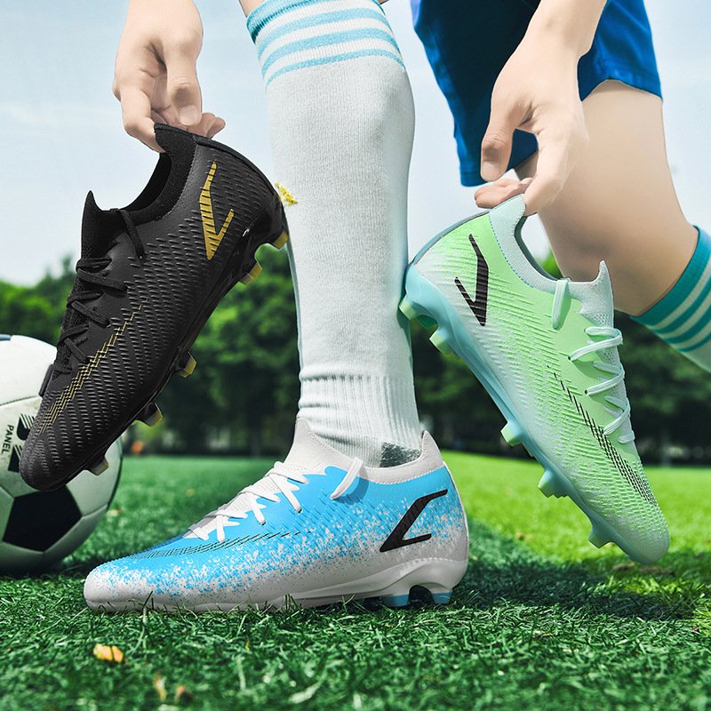 New Soccer Shoes for men boy's Football Boots men's shoes Wholesale Mesh breathable