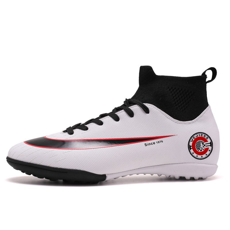 New Style Comfortable Anti Slip Wholesale Soccer Shoes Unisex Training Shoes For Men Football Shoes Soccer