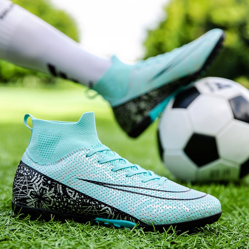 Men's and Women's Fashionable Soccer Shoes with Ag Sole Durable Anti-Slip Design for Summer Winter Autumn Football