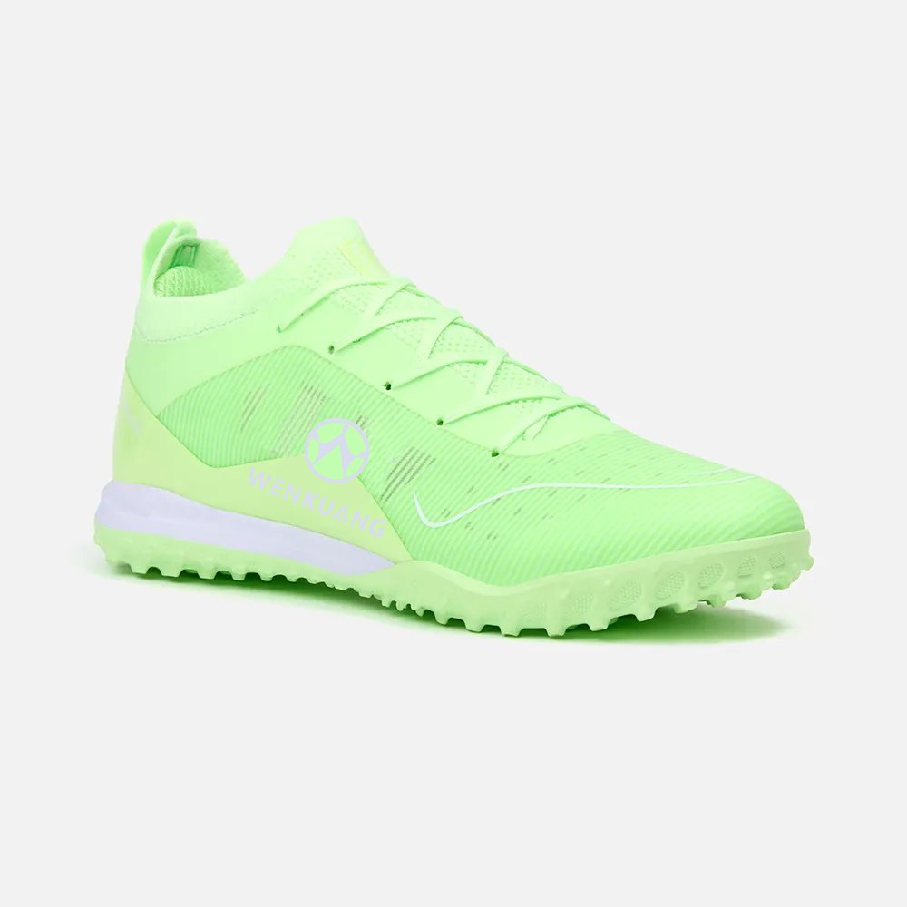China Outdoor Sport Football Shoes Wecoo OEM and ODM Soccer Cleats Customization Zapatos de Futbol